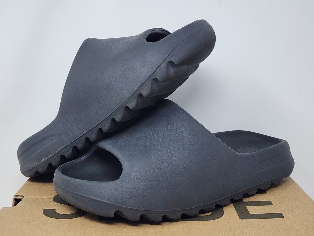 Adidas Yeezy Slide ONYX HQ6448 Size 6 WORN